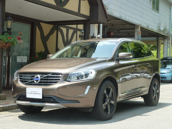 ボルボXC90 2015-2023 専用トノカバー ?ロールシェード トランク